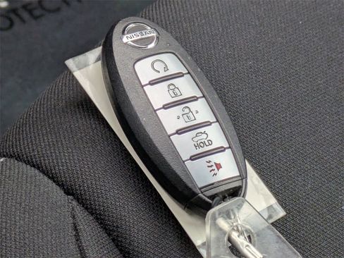 Used 2020 Nissan Sentra SV image 27