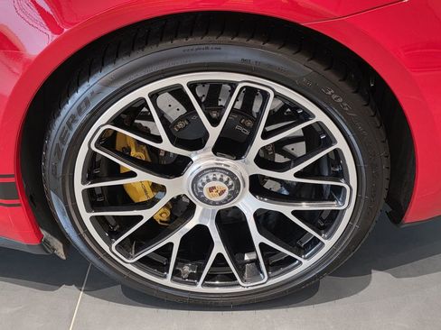 Used 2014 Porsche 911 Turbo image 17