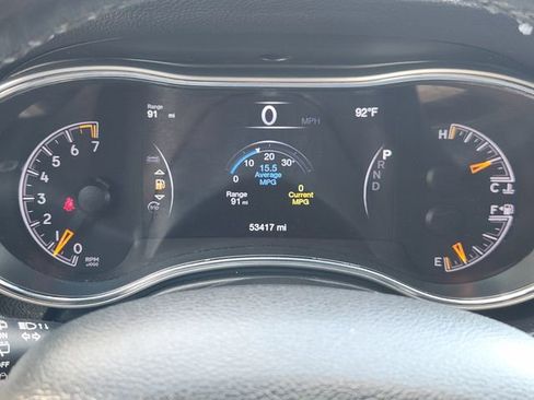 Used 2019 Jeep Grand Cherokee Limited w/ Luxury Group II RWD image 17