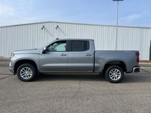 New 2026 Chevrolet Silverado 1500 LT image 2