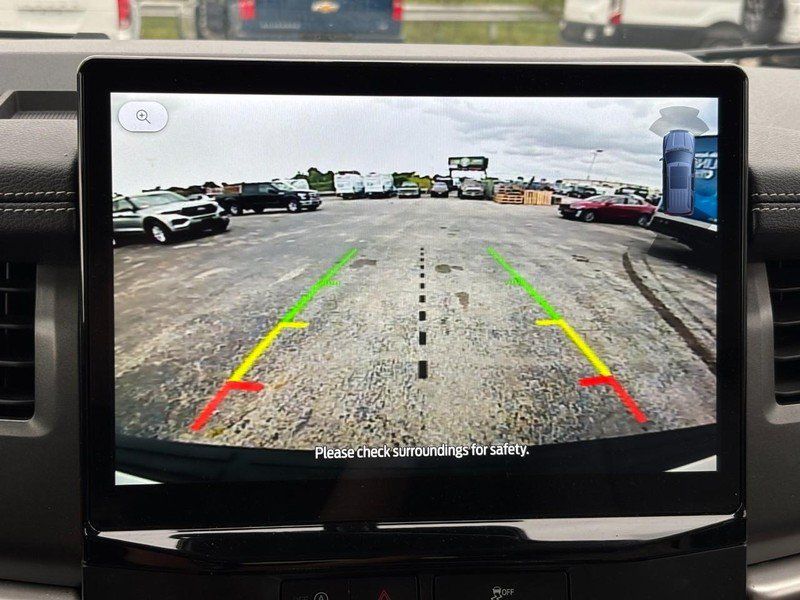 Used 2024 Ford Expedition XLT AWD/4WD image 25