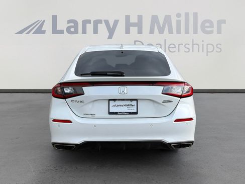 Used 2023 Honda Civic Sport Touring image 4