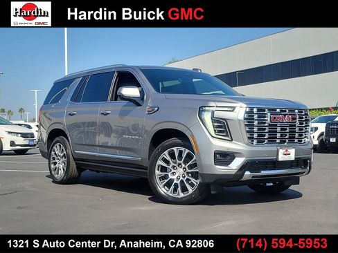 New 2026 GMC Yukon Denali w/ Denali Reserve Package AWD/4WD image 1