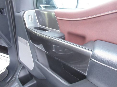 Used 2021 Ford F150 Lariat w/ Equipment Group 502A High image 9