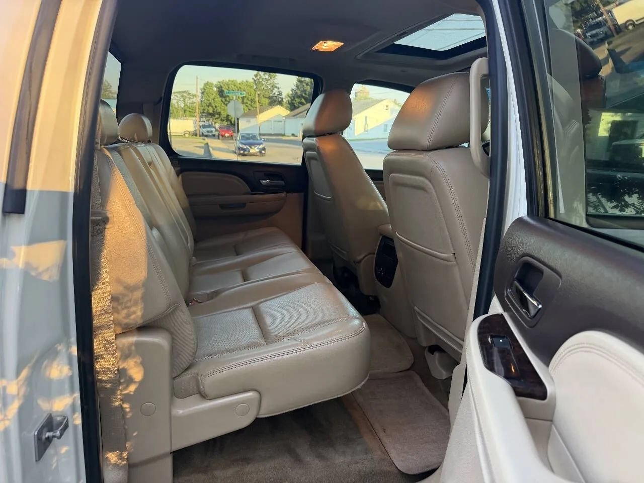 Used 2011 GMC Sierra 1500 Denali AWD/4WD image 39
