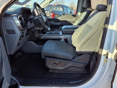 New 2026 Ford F150 XLT w/ Equipment Group 302A MID image 5