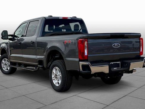 New 2026 Ford F250 XLT w/ FX4 Off-Road Package image 12