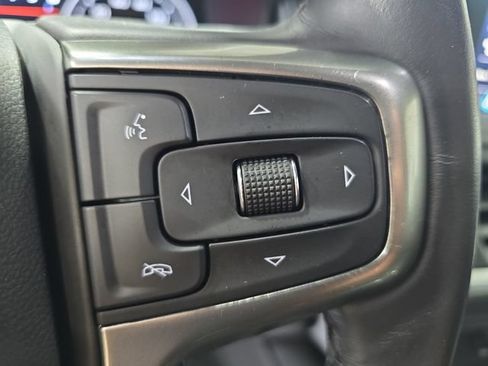 Used 2021 Chevrolet Tahoe Z71 w/ Z71 Off-Road Package AWD/4WD image 23