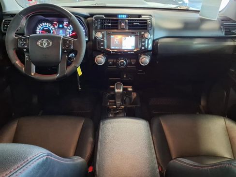 Used 2018 Toyota 4Runner TRD Off-Road Premium AWD/4WD image 16