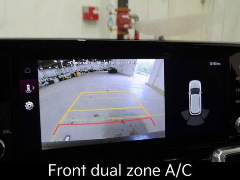 Certified 2023 Kia Sorento SX image 10