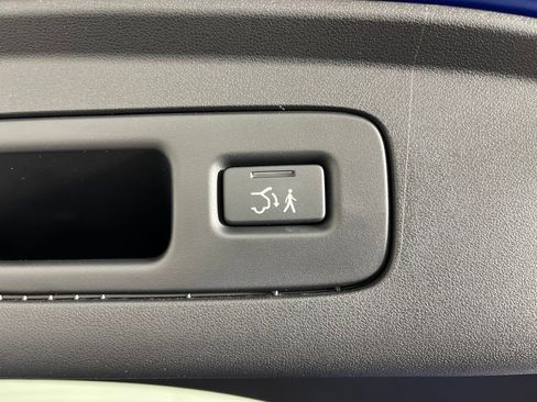 Certified 2025 Acura ADX A-Spec FWD image 12