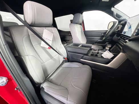 New 2026 Toyota Tundra SR5 image 31