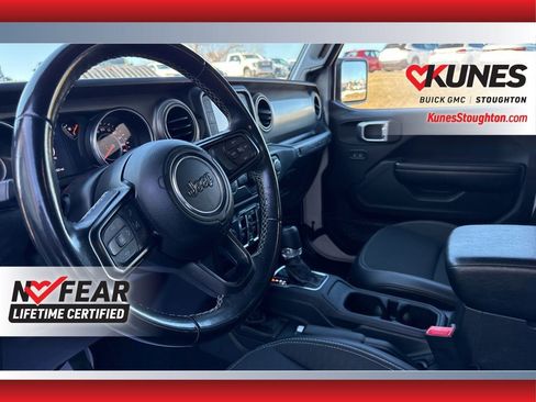 Used 2020 Jeep Wrangler Unlimited Sport image 39