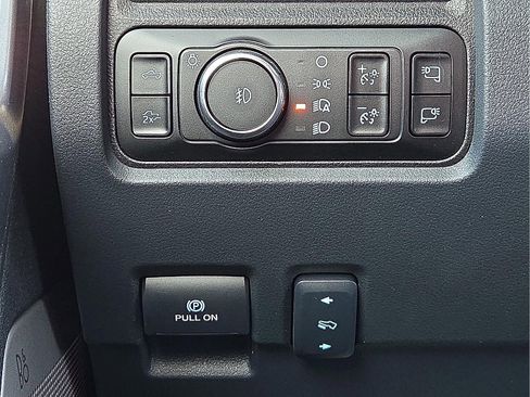 Used 2025 Ford F350 Lariat w/ Tremor Off-Road Package image 22