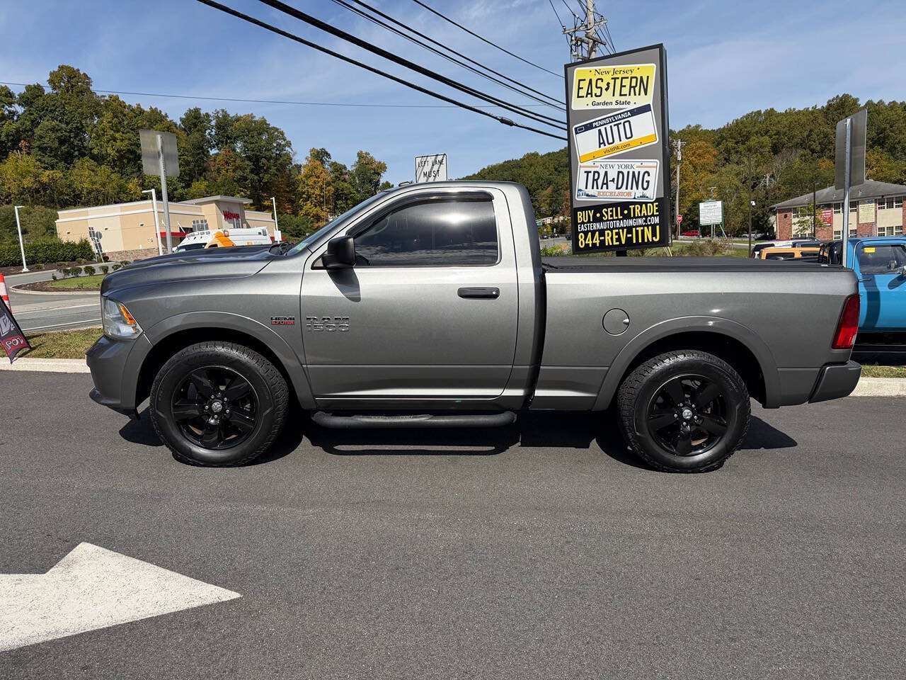 Used 2013 RAM 1500 Express AWD/4WD image 3