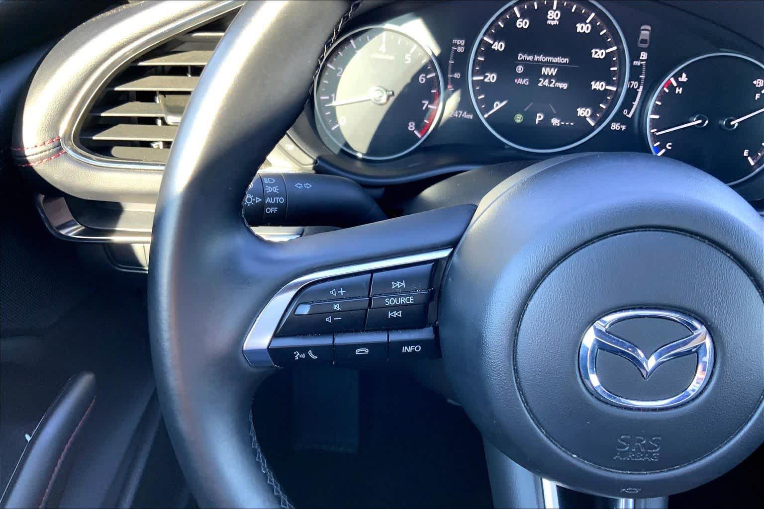 Used 2026 MAZDA MAZDA3 Carbon AWD/4WD image 22