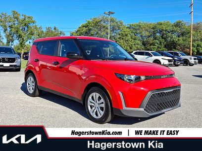 Certified 2025 Kia Soul LX