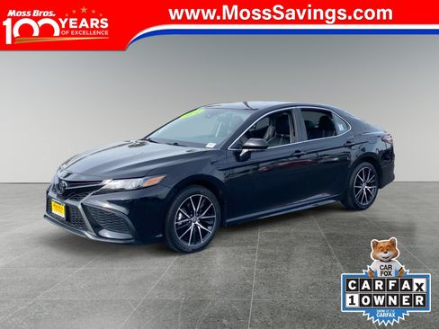 Used 2024 Toyota Camry SE FWD image 1