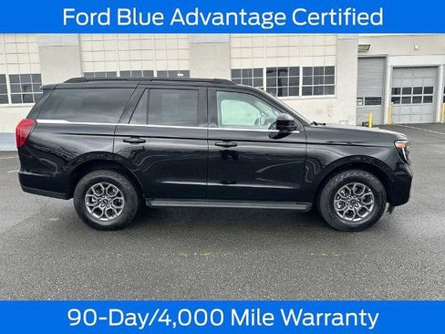 Certified 2025 Ford Expedition Active AWD/4WD image 9