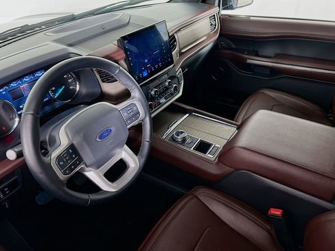 Used 2023 Ford Expedition Max Limited image 9