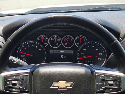 Used 2020 Chevrolet Silverado 1500 LT w/ Texas Edition RWD image 16