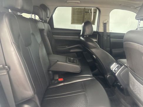 Used 2023 Kia Sorento S w/ Panoramic Sunroof Package FWD image 26