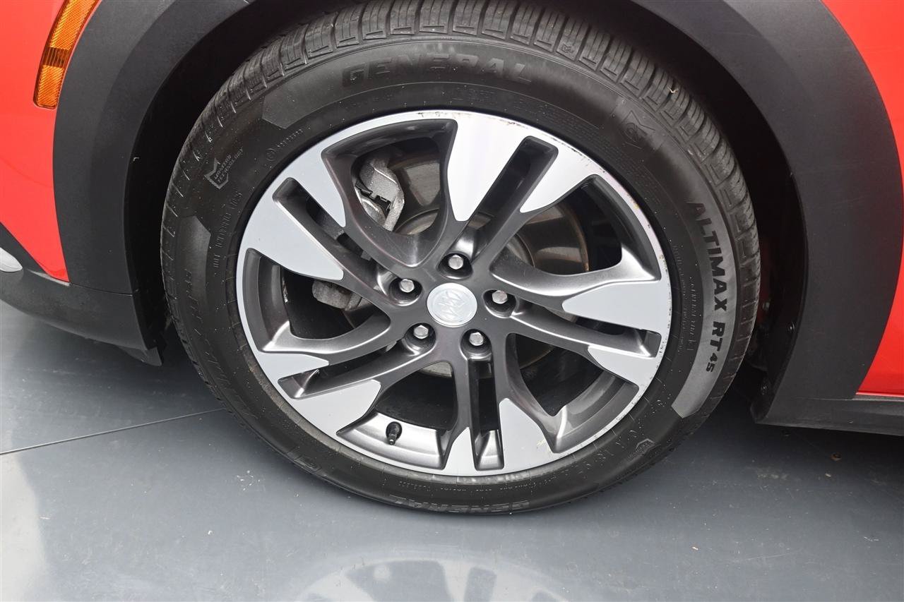 Used 2018 Buick Regal Preferred w/ Sights and Sounds Package AWD/4WD image 19