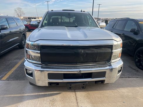 Used 2015 Chevrolet Silverado 2500 LTZ w/ Duramax Plus Package image 5