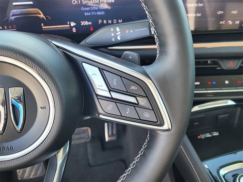 Used 2025 Buick Envision Sport Touring image 24