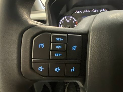 Used 2025 Ford F250 XLT image 29