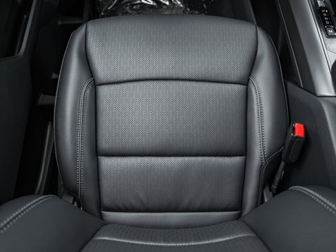 New 2026 Ford F150 Lariat w/ Equipment Group 501A Mid image 37