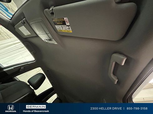 Used 2016 Toyota Highlander Plus AWD/4WD image 27