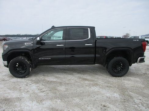 New 2026 GMC Sierra 1500 SLT w/ SLT Convenience Package image 9