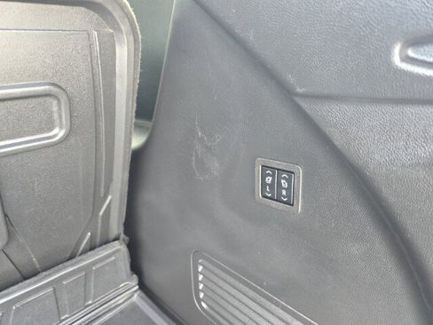 Used 2021 Buick Enclave Avenir w/ Avenir Technology Package image 31