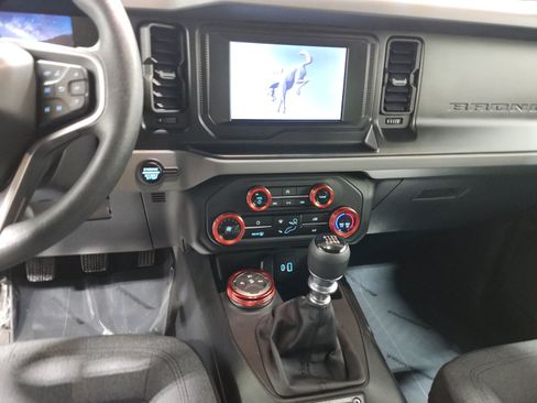 Used 2023 Ford Bronco 2-Door AWD/4WD image 11