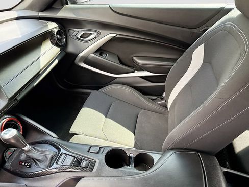 Used 2017 Chevrolet Camaro SS image 23