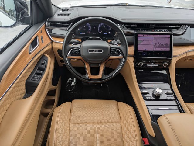 Certified 2025 Jeep Grand Cherokee L Summit AWD/4WD image 18