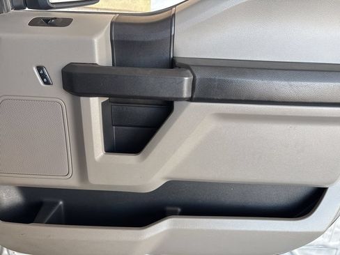 Used 2016 Ford F150 XL w/ XL Power Equipment Group AWD/4WD image 17