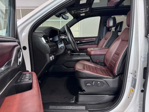 Certified 2024 GMC Yukon Denali Ultimate image 13
