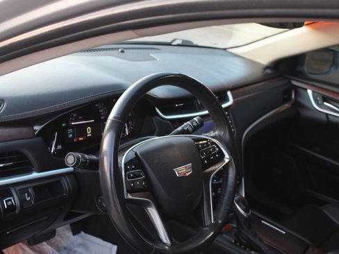 Used 2019 Cadillac XTS Luxury image 20