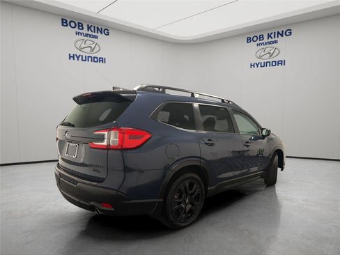 Used 2024 Subaru Ascent Onyx Edition AWD/4WD image 5