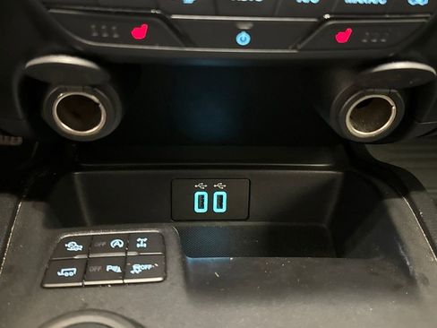 Used 2021 Ford Ranger Lariat w/ Tremor Off-Road Package image 32