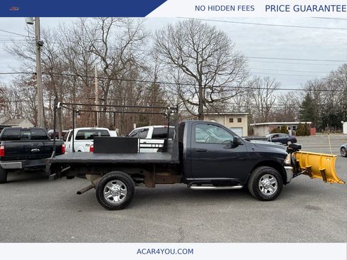 Used 2016 RAM 2500 Tradesman w/ Chrome Appearance Group AWD/4WD image 2