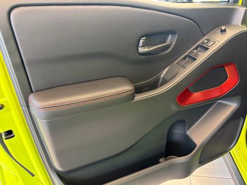 New 2026 Nissan Frontier PRO-4X w/ Pro-4x Convenience Package image 13