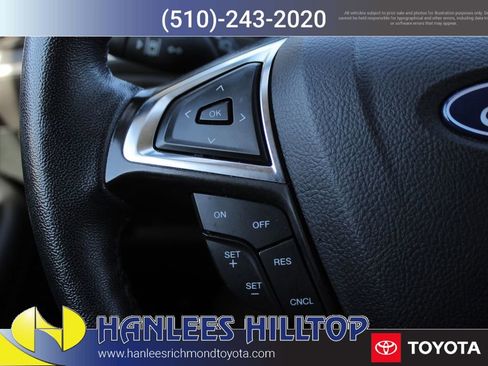 Used 2024 Ford Edge SEL image 23