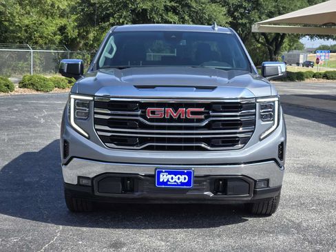 Certified 2023 GMC Sierra 1500 SLT RWD image 2