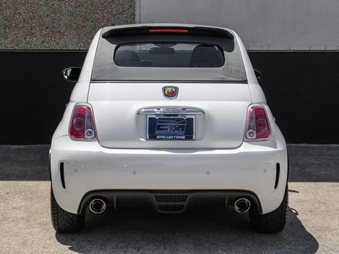 Used 2013 FIAT 500 Abarth w/ Comfort/Convenience Group FWD image 8