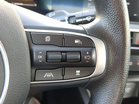 Used 2025 Kia K5 LXS FWD image 18