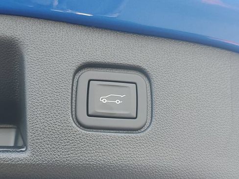 Certified 2024 Chevrolet Blazer EV LT AWD/4WD image 9