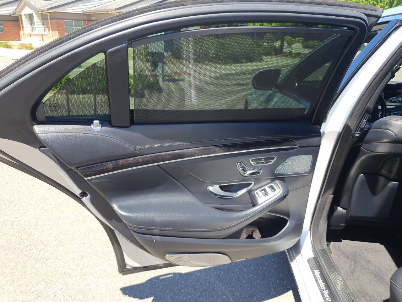 Used 2017 Mercedes-Benz S 550 4MATIC Sedan image 85